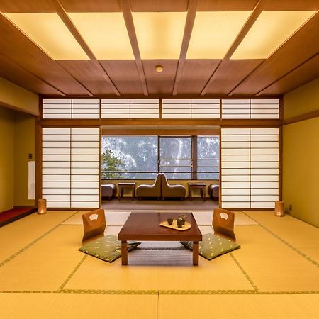 Ooedo Onsen Monogatari Premium Yamanaka Grand Hotel Kaga  Exterior photo