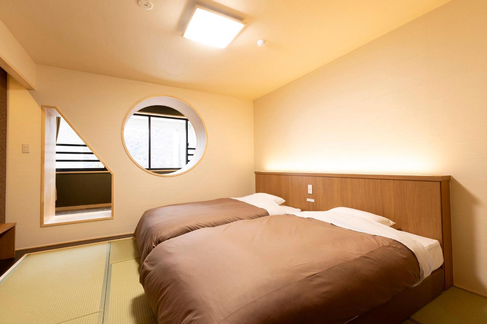Ooedo Onsen Monogatari Premium Yamanaka Grand Hotel Kaga  Exterior photo