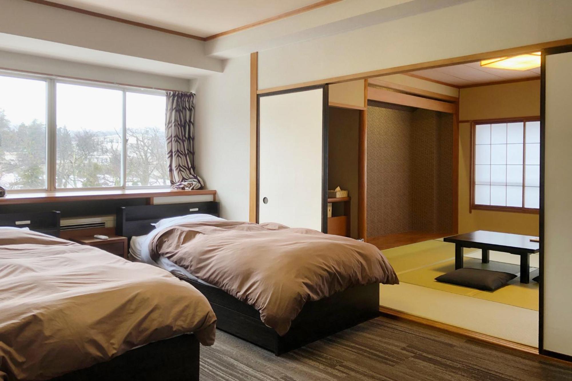 Ooedo Onsen Monogatari Premium Yamanaka Grand Hotel Kaga  Exterior photo